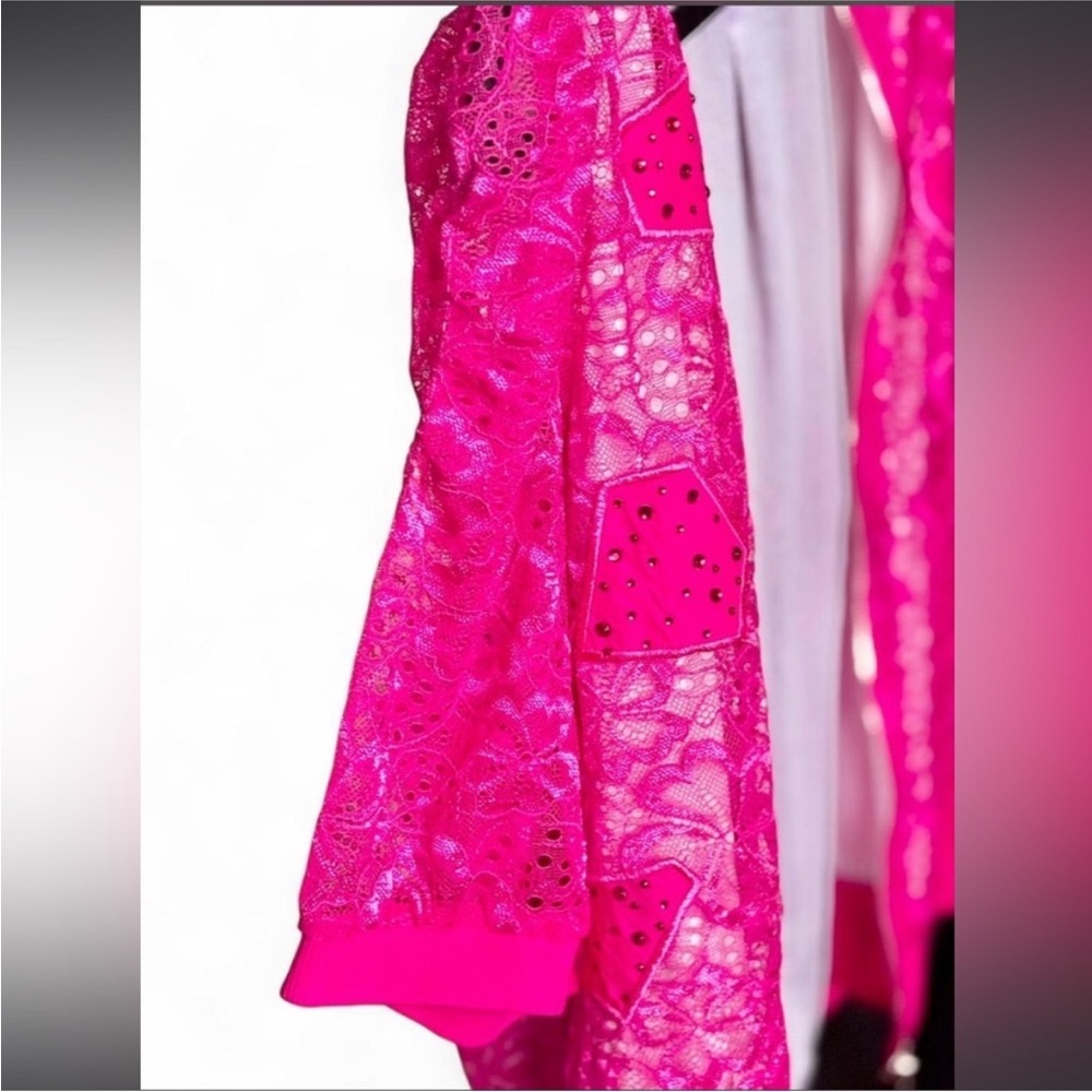 Hot Pink Y2K McBling Japanese Lace Zip-Front T-Shirt Cardigan - Picture 9 of 10